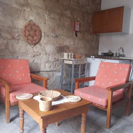 Nicolas And Maria's Cottages Anoyira